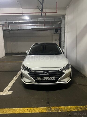 Hyundai Elantra 2019, 77,000 km - 2.0 l - Bakı