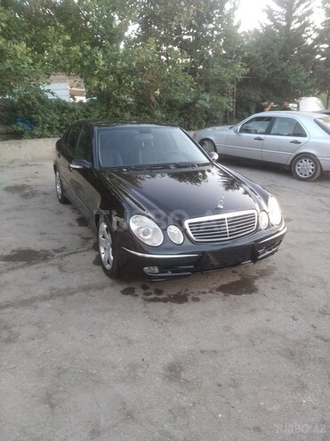 Mercedes E 270 2002, 450,000 km - 2.7 l - Bakı