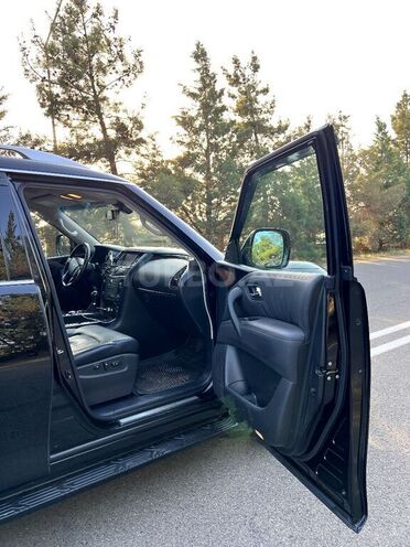 Infiniti QX56 2012, 117,891 km - 5.6 l - Gəncə