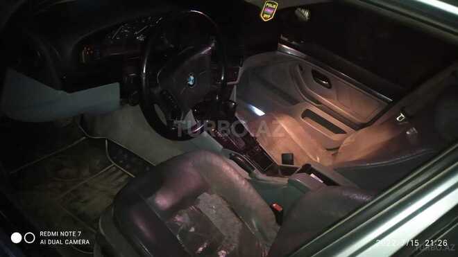 BMW 528 1998, 191,000 km - 2.8 l - Sumqayıt
