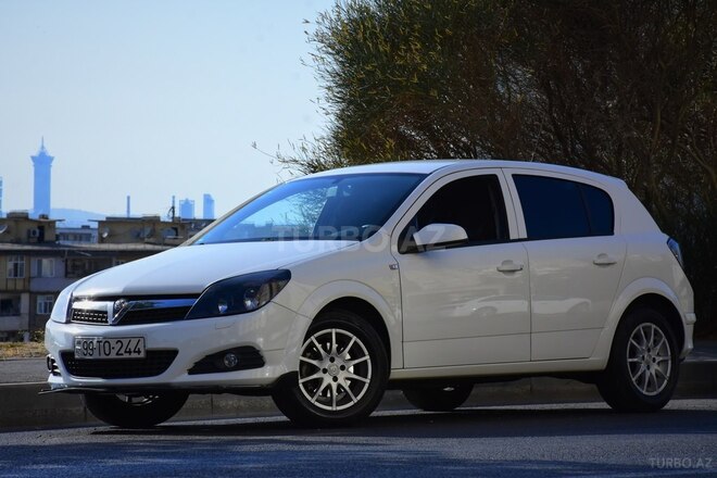 Opel Astra 2009, 245,000 km - 1.4 l - Bakı