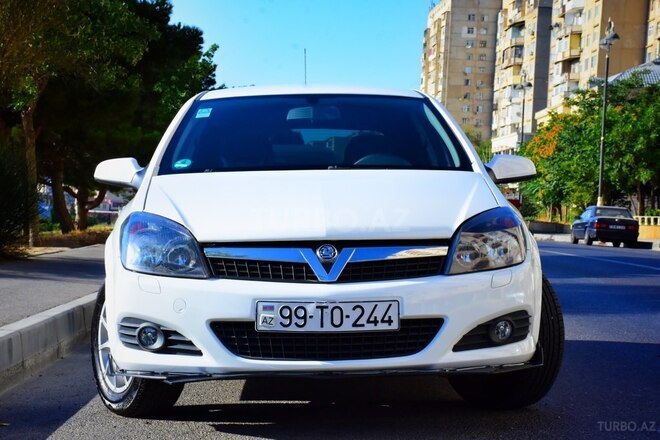 Opel Astra 2009, 245,000 km - 1.4 l - Bakı