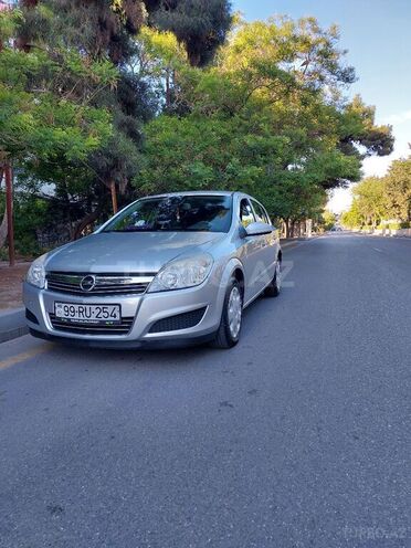 Opel Astra 2008, 223,000 km - 1.4 l - Bakı