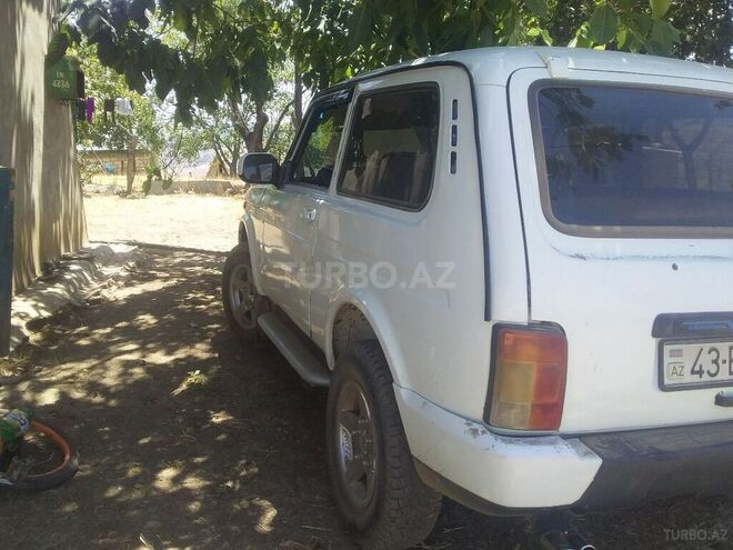 LADA (VAZ) Niva 1981, 35,000 km - 1.7 l - Lerik