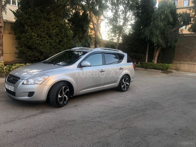 Kia Ceed 2008, 228,000 km - 1.6 l - Bakı