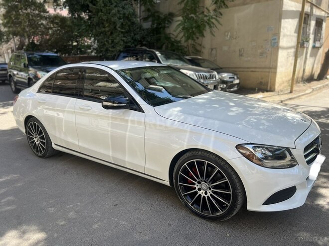 Mercedes C 300 2015, 102,176 km - 2.0 l - Bakı