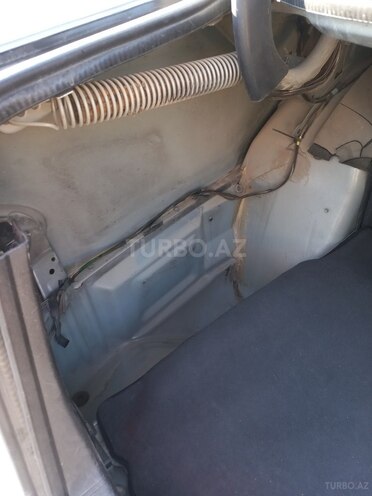 Mercedes E 220 2001, 425,812 km - 2.2 л - Bakı
