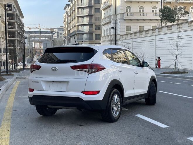 Hyundai Tucson 2016, 100,000 km - 2.0 l - Bakı