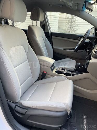 Hyundai Tucson 2016, 100,000 km - 2.0 l - Bakı