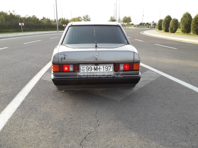 Mercedes 190 1990, 242,000 km - 2.0 l - Bakı