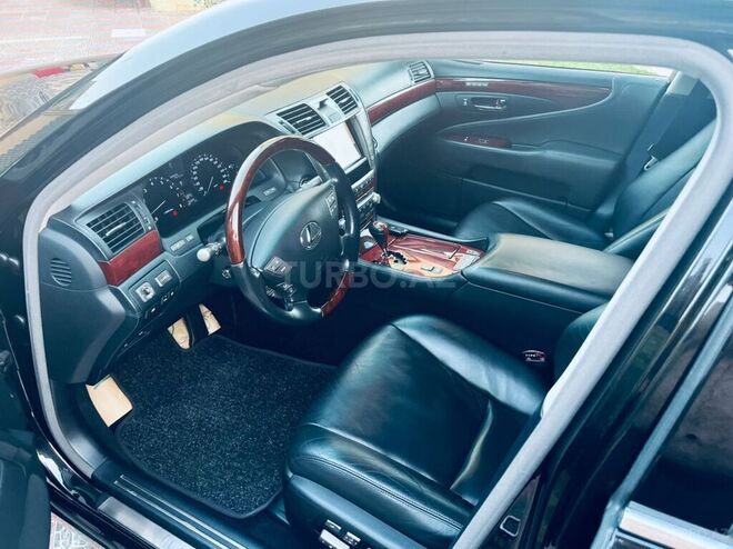 Lexus LS 460 2013, 162,300 km - 4.6 l - Bakı
