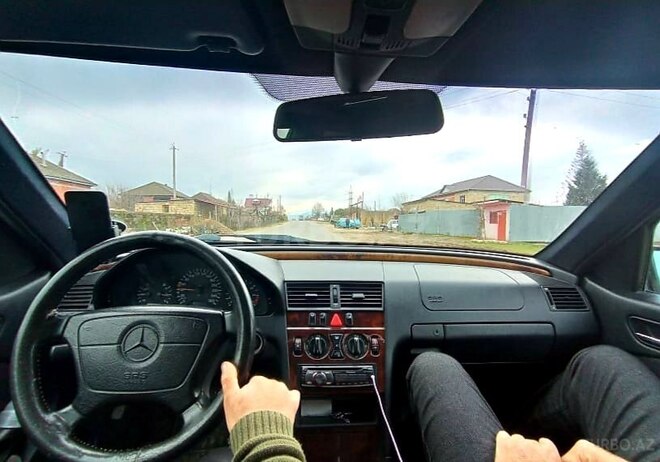 Mercedes C 240 1998, 435,000 km - 2.4 l - Bakı