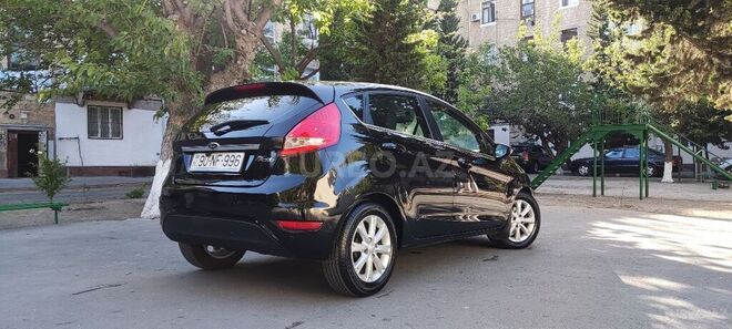 Ford Fiesta 2011, 181,000 km - 1.4 l - Sumqayıt
