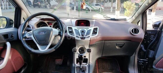 Ford Fiesta 2011, 181,000 km - 1.4 l - Sumqayıt