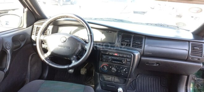 Opel Vectra 1996, 383,000 km - 2.0 l - Bakı