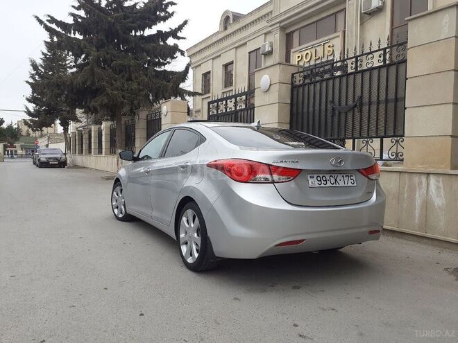 Hyundai Elantra 2011, 170,000 km - 1.8 l - Bakı