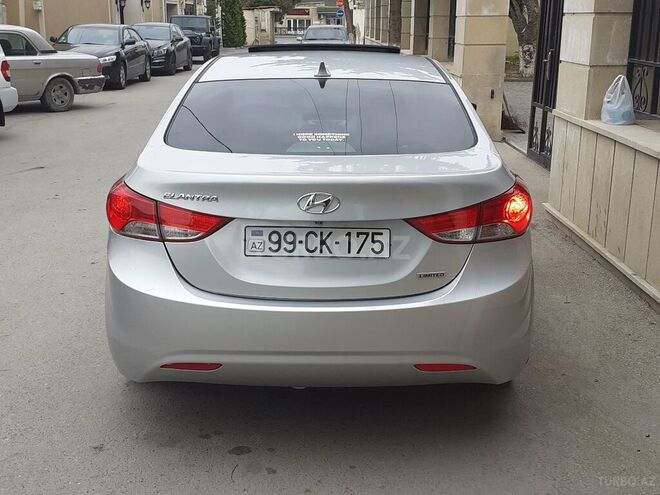 Hyundai Elantra 2011, 170,000 km - 1.8 l - Bakı