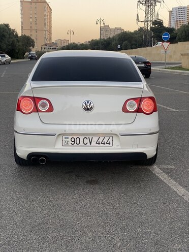 Volkswagen Passat 2009, 267,000 km - 1.8 l - Bakı