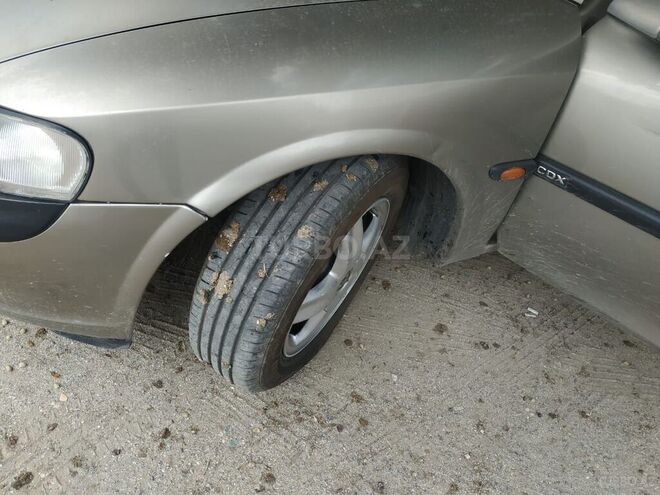 Opel Vectra 1998, 300,000 km - 2.0 л - Bakı