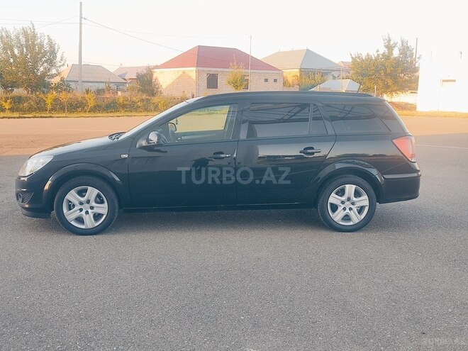 Opel Astra 2010, 193,000 km - 1.3 l - Ağstafa