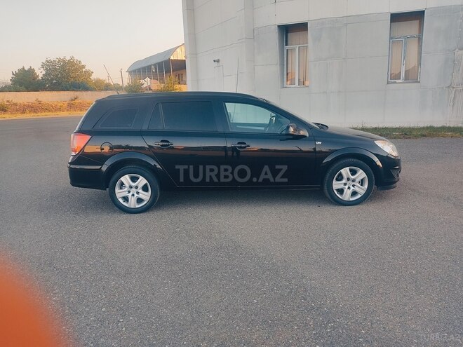 Opel Astra 2010, 193,000 km - 1.3 l - Ağstafa