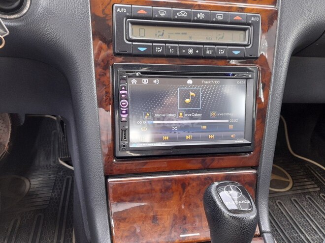 Mercedes E 240 2001, 250,000 km - 2.4 l - Bakı