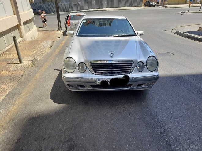 Mercedes E 240 2001, 250,000 km - 2.4 l - Bakı