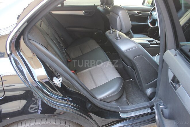 Mercedes C 200 2009, 214,000 km - 1.8 l - Bakı