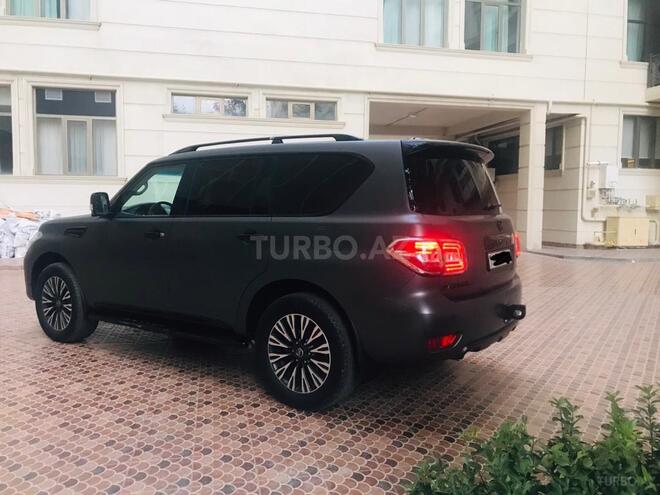 Nissan Patrol 2013, 220,000 km - 5.6 l - Bakı