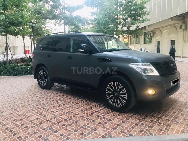 Nissan Patrol 2013, 220,000 km - 5.6 l - Bakı