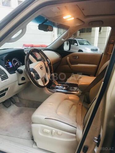 Nissan Patrol 2013, 220,000 km - 5.6 l - Bakı