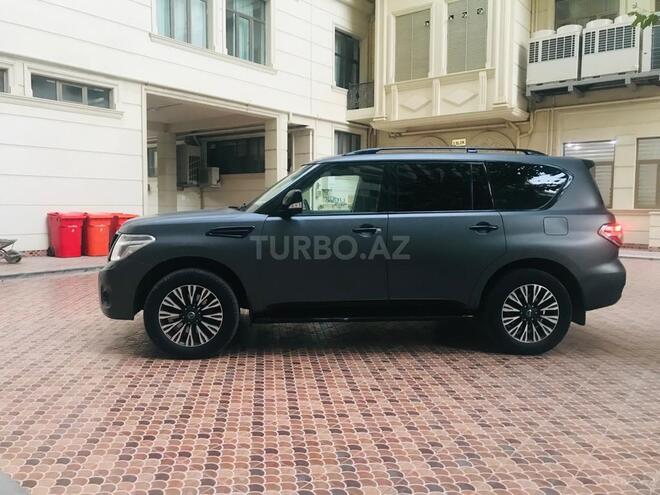 Nissan Patrol 2013, 220,000 km - 5.6 l - Bakı