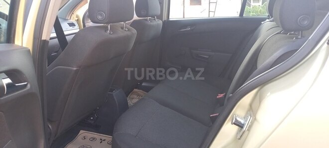 Opel Astra 2005, 260,000 km - 1.4 l - Bakı