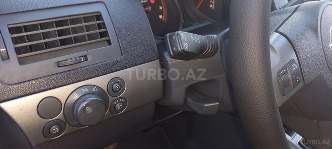 Opel Astra 2005, 260,000 km - 1.4 l - Bakı