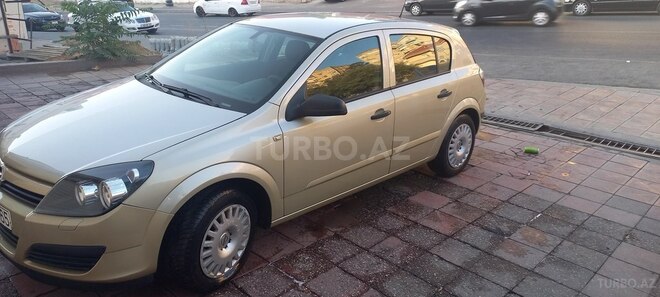 Opel Astra 2005, 260,000 km - 1.4 l - Bakı