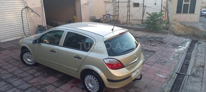 Opel Astra 2005, 260,000 km - 1.4 l - Bakı
