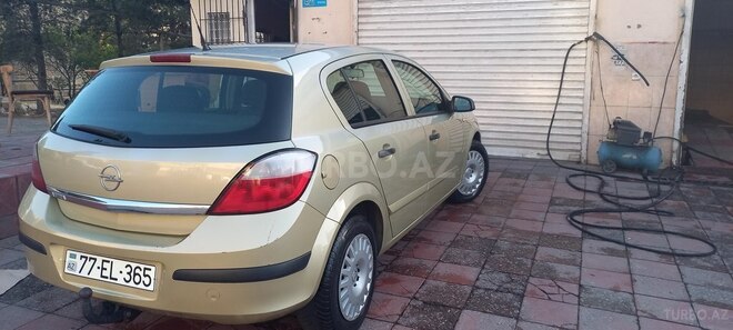 Opel Astra 2005, 260,000 km - 1.4 l - Bakı