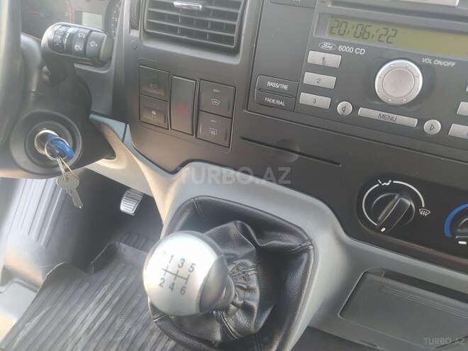 Ford Transit 2013, 211,000 km - 2.2 l - Şirvan