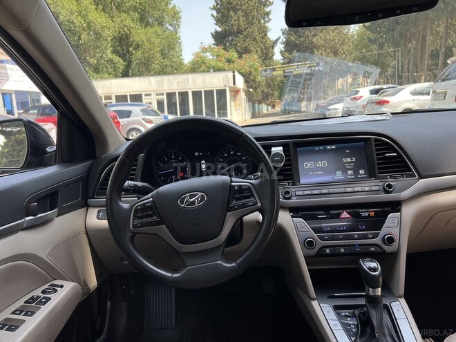 Hyundai Elantra 2016, 93,000 km - 2.0 l - Bakı