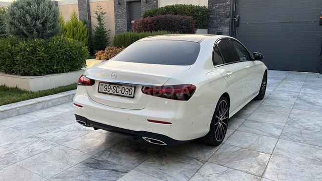 Mercedes E 220 2020, 21,000 km - 2.2 l - Bakı