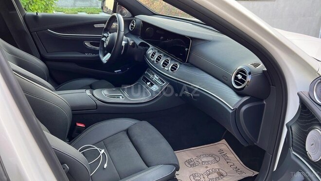 Mercedes E 220 2020, 21,000 km - 2.2 l - Bakı
