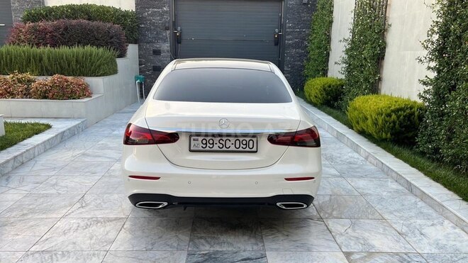 Mercedes E 220 2020, 21,000 km - 2.2 l - Bakı