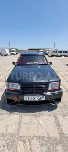 Mercedes E 200 1995, 332,000 km - 2.0 l - Bakı