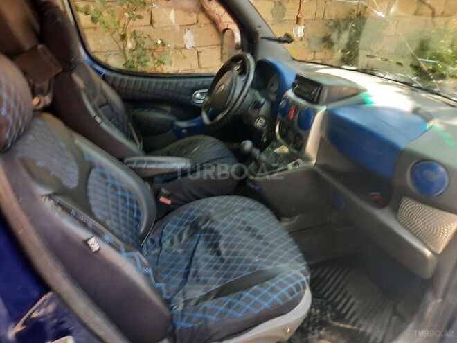 Fiat Doblo 2002, 150,000 km - 1.9 л - Bakı