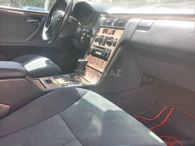 Mercedes E 200 2000, 238,000 km - 2.0 l - Bakı