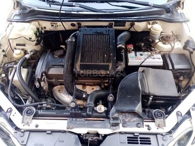 Mitsubishi Airtrek 2004, 296,100 km - 2.0 l - Bakı