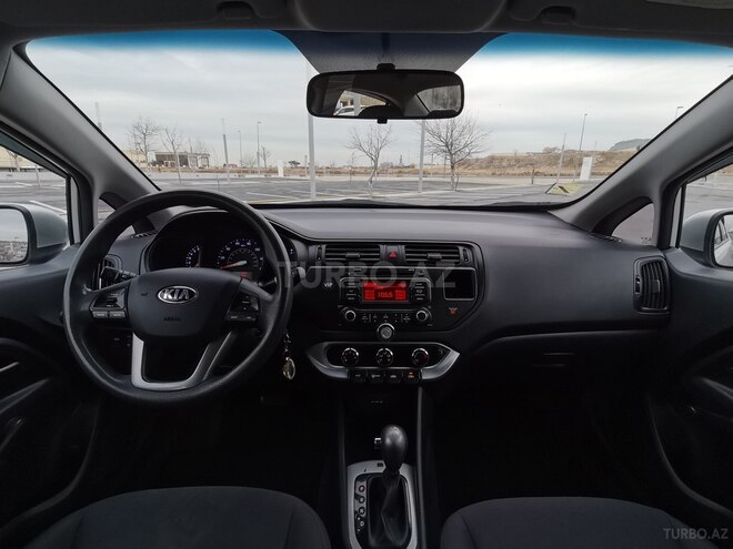 Kia Rio 2013, 204,387 km - 1.6 л - Bakı