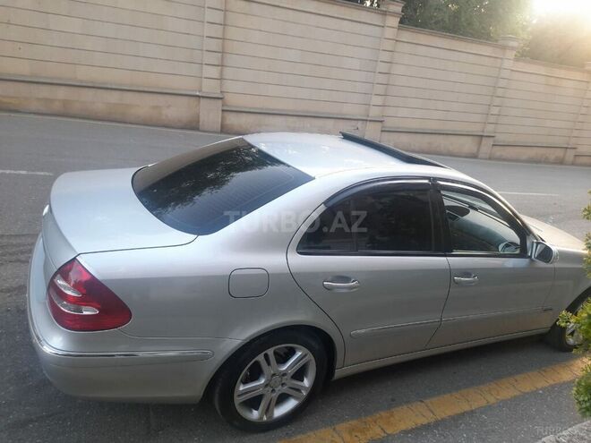 Mercedes E 240 2003, 191,000 km - 2.4 l - Bakı