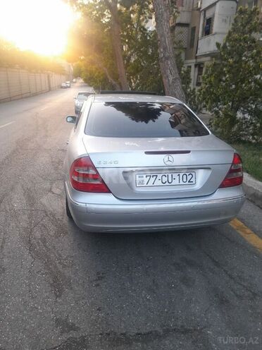Mercedes E 240 2003, 191,000 km - 2.4 l - Bakı