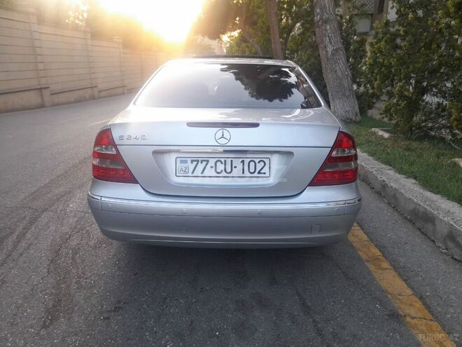 Mercedes E 240 2003, 191,000 km - 2.4 l - Bakı